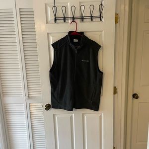 Columbia vest